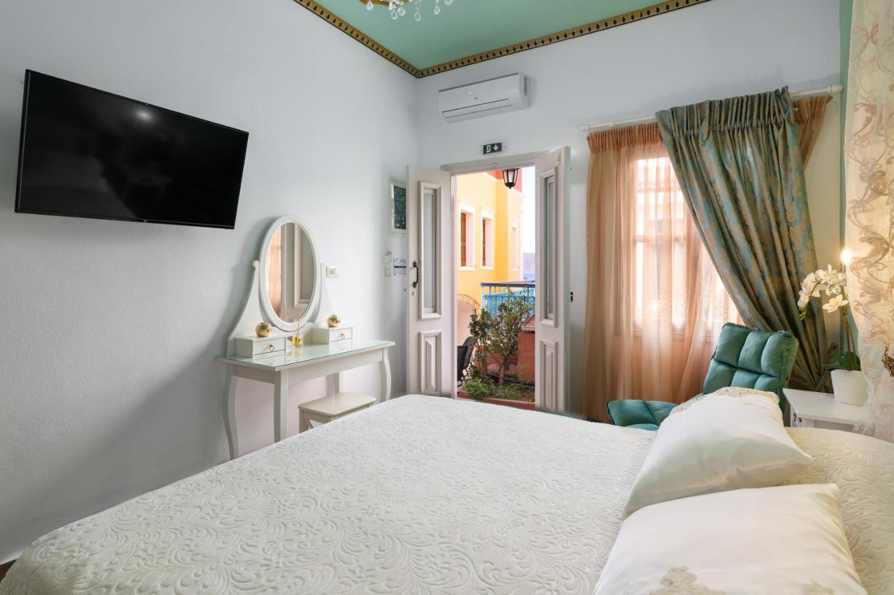 Marika'S Deluxe Rooms Symi Exteriér fotografie